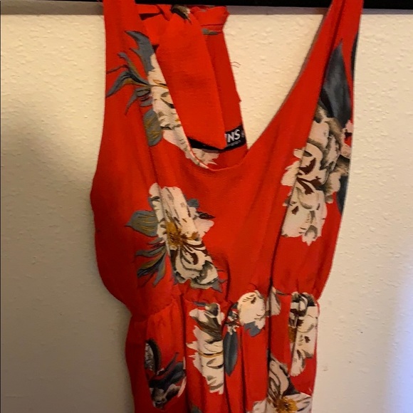 Red summer dress - Picture 2 of 2